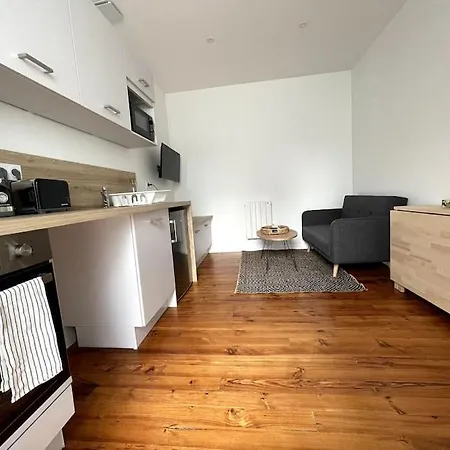 Les Suites Paloises - Appt. 1 : Le Jurancon Pau Esterno foto